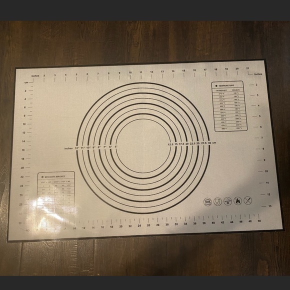 Silicone Baking Mat, Rolling Dough Pad Non-Slip Crease-Resistant Non-Stick - Picture 1 of 4